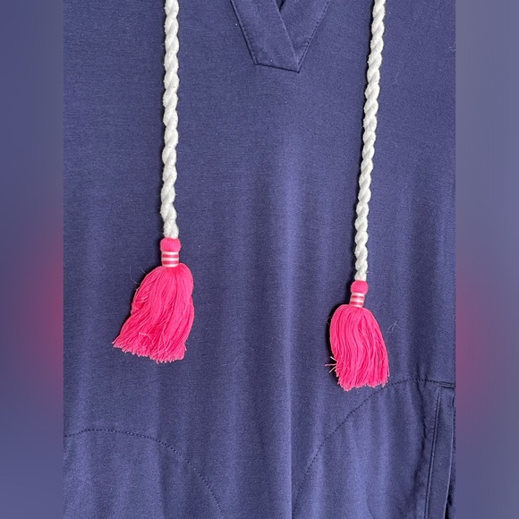 Lilly Pulitzer Rylie Navy Blue Hooded Cover Up Dress with Pink Tassels Size XS - Picture 3 of 13